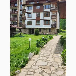 prostoren-apartament-s-dve-spalni-blizo-do-centera.hotels-bansko.info/