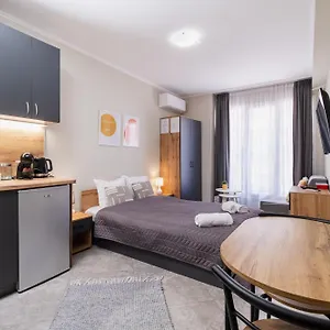 city-center-studio-apartments.plovdiv-hotels.com/